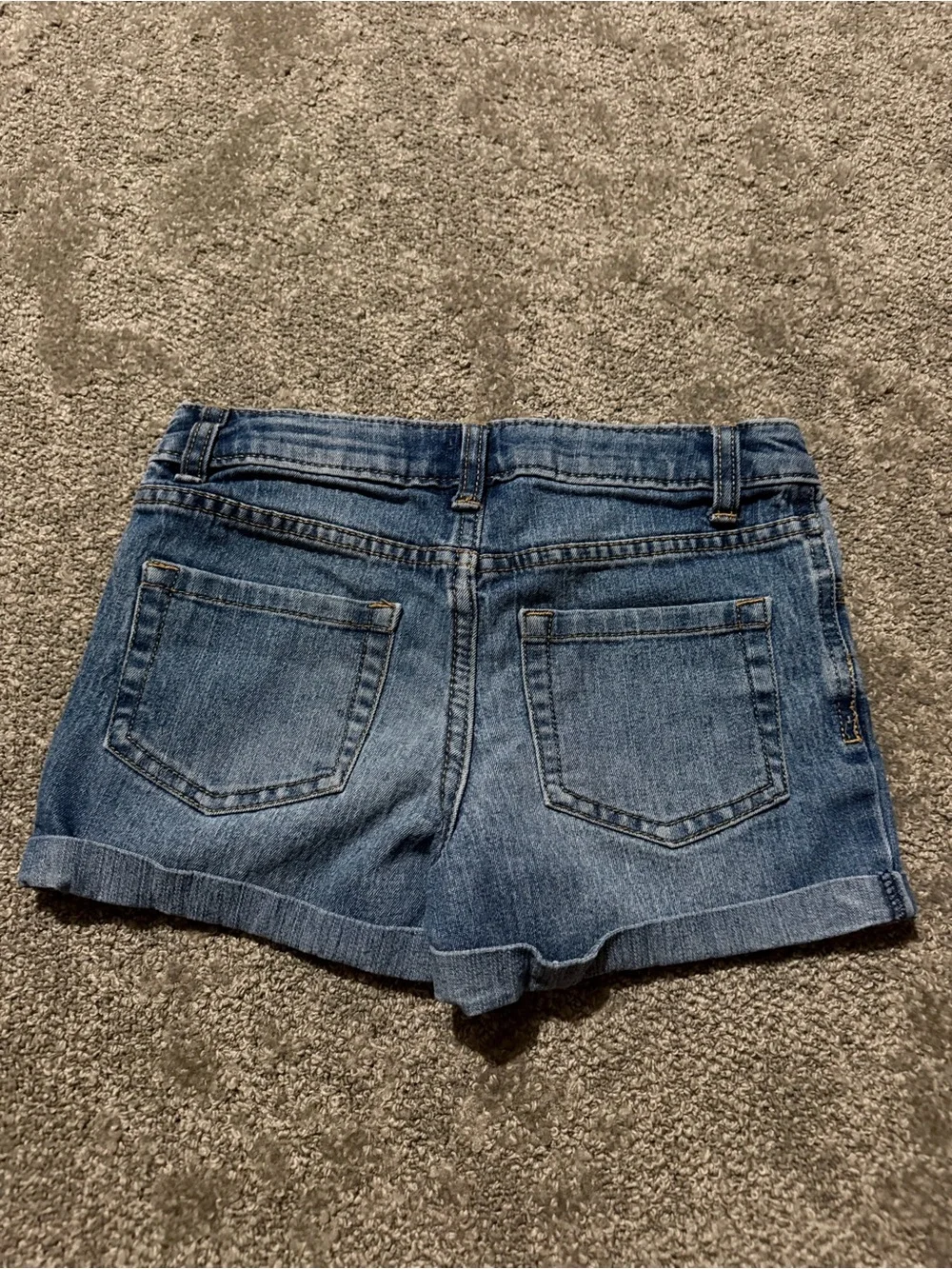 Cherokee young girls jean shorts medium (7/8) great condition and feel‎
